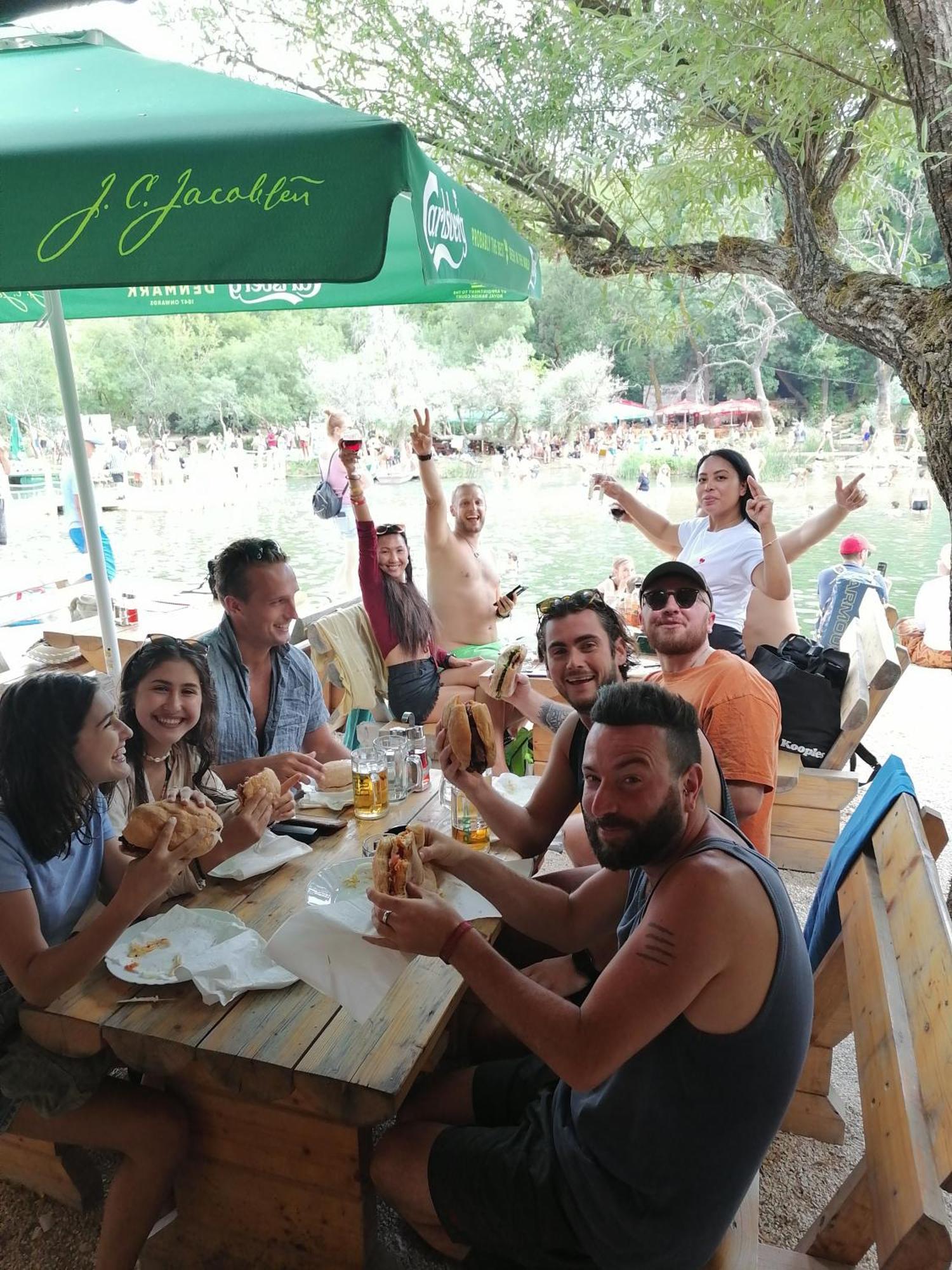 Balkaneros Hostel Mostar Bagian luar foto