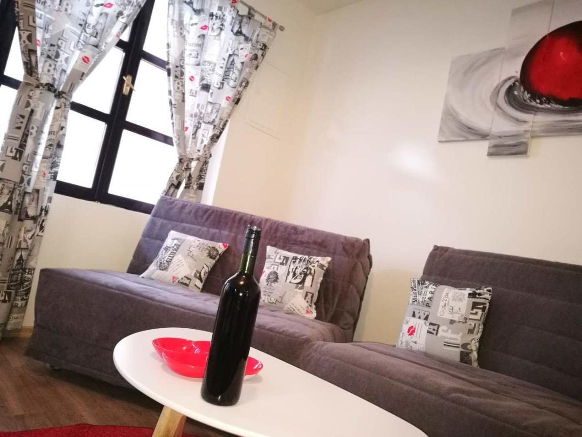 Balkaneros Hostel Mostar Bagian luar foto