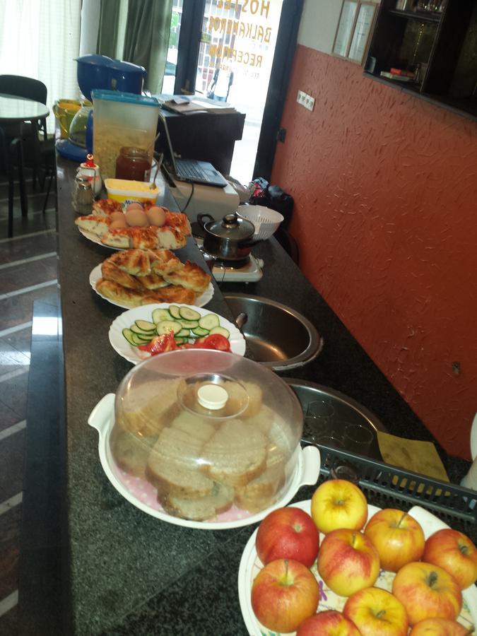 Balkaneros Hostel Mostar Bagian luar foto