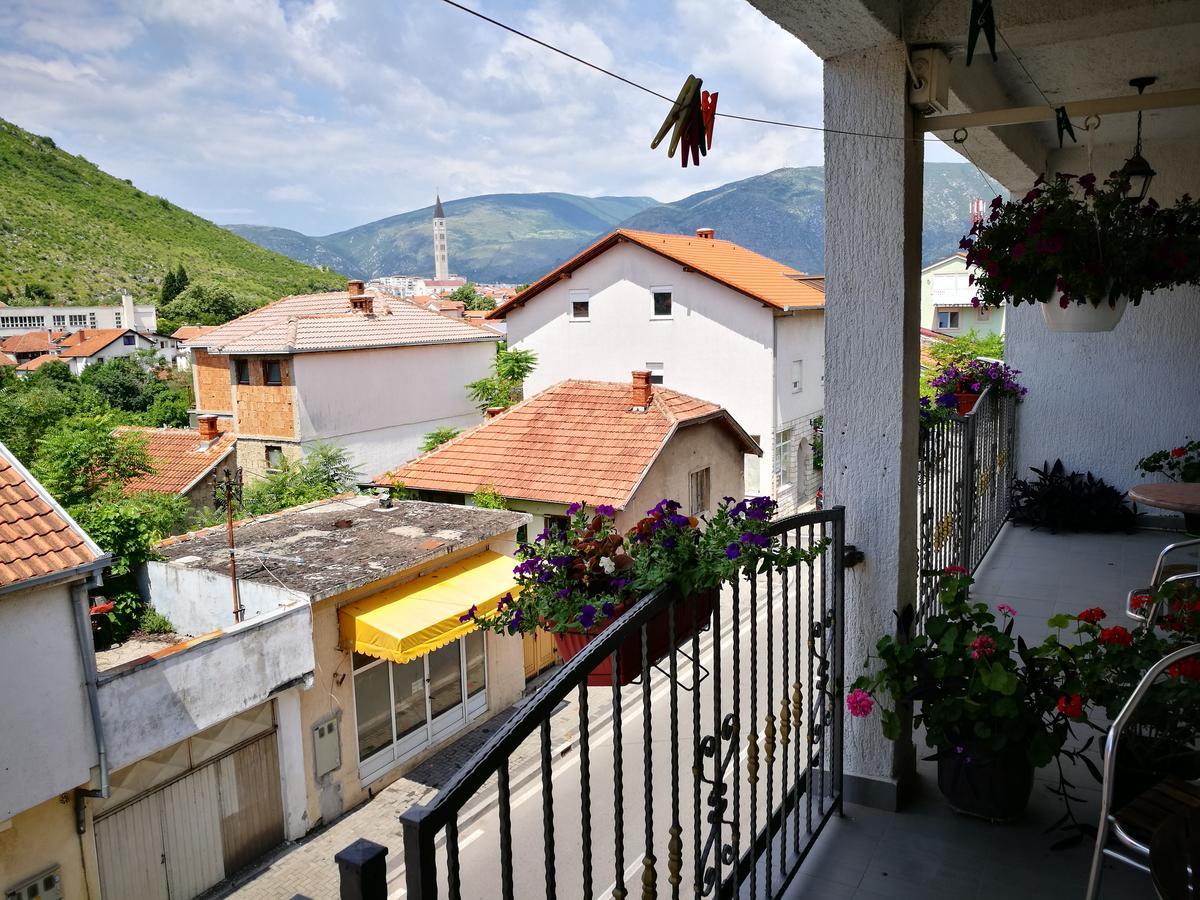 Balkaneros Hostel Mostar Bagian luar foto